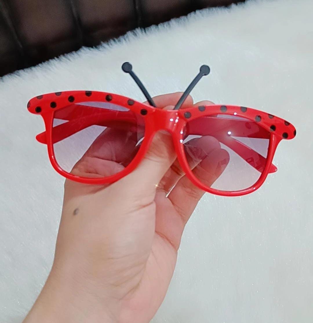 YU Fashion Cute UV Protected Classy High Fashion Kids Sunglasses
