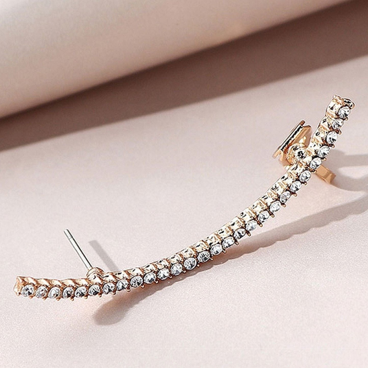 Yu Fashions Arch Sword Shaped Rhinestone Unique Single Piece Korean Earhook Earring