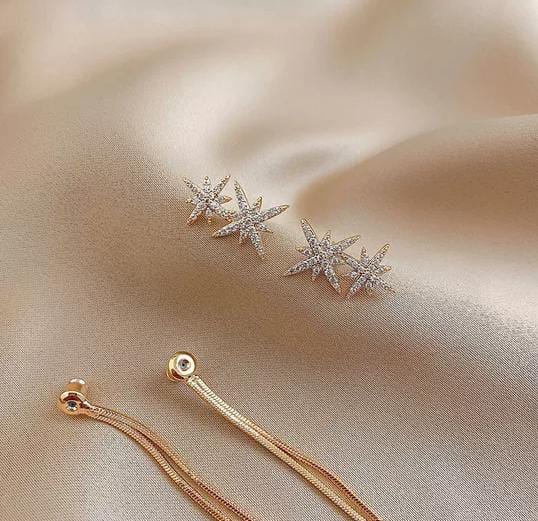 Yu Fashions Star Shaped Rhinstone Tassel korean Earrings Pair