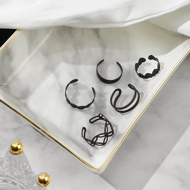 Yu Fashions Black Punk Link Korean Ring Set of 5