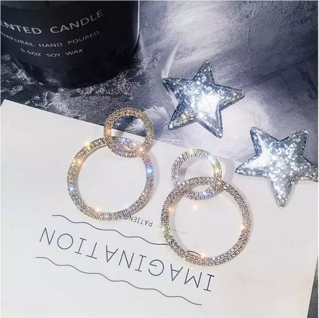 Yu Fashions Rhinestone Dual Circle High Fashion Korean Earrings Pair