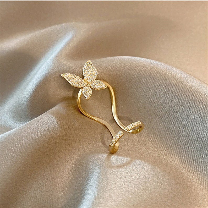 Yu fashions Butterfly Cute Rhinestone Minimal ring