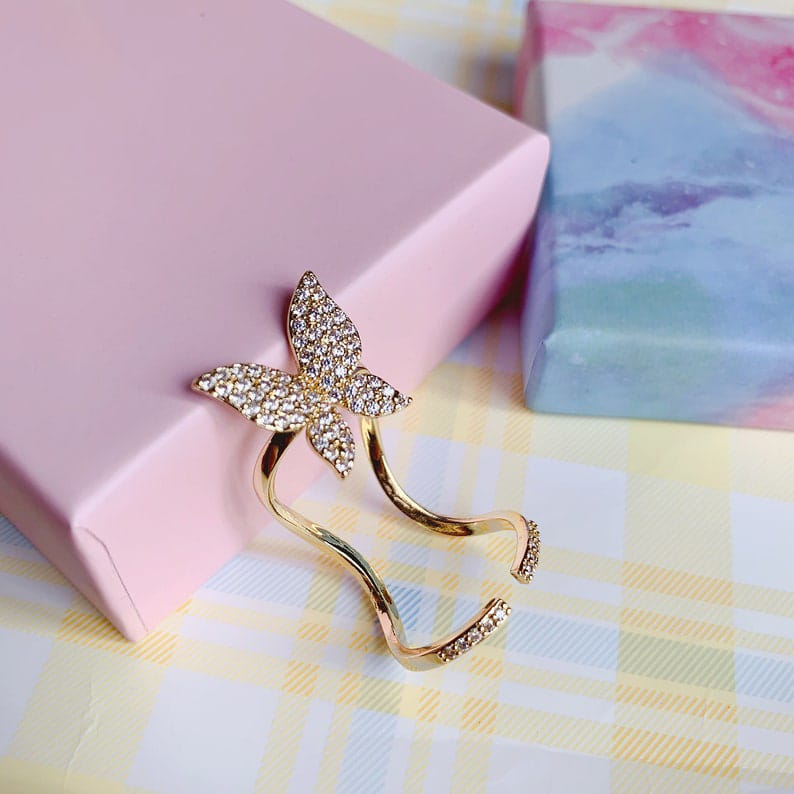 Yu fashions Butterfly Cute Rhinestone Minimal ring