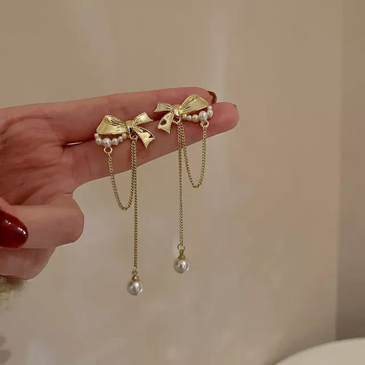 Yu Fashions Bow Knot Shaped Pearl Drop High Fashion Korean Earrings Pair