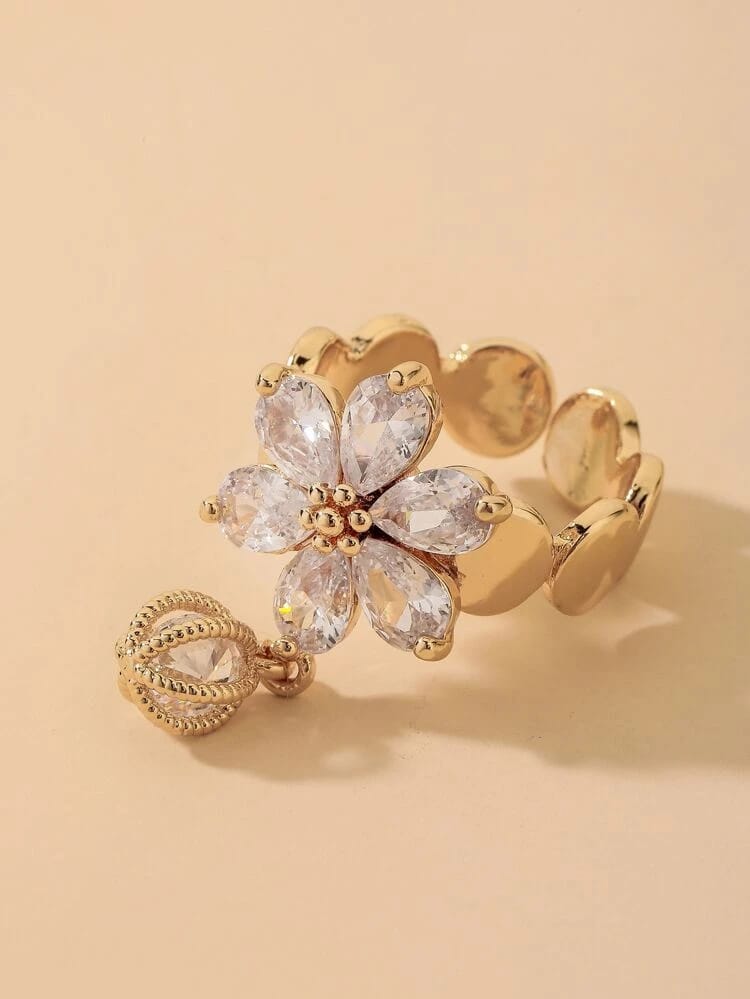 Yu Fashions Flower Crystal High Fashion Korean Ring