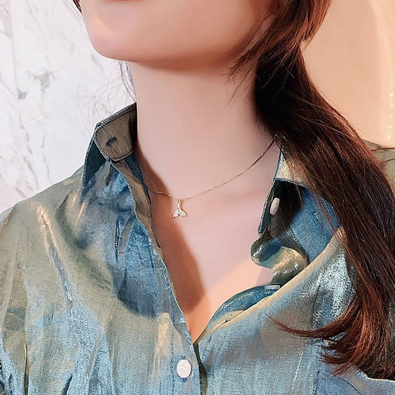 Yu Fashions Fish Tail Rhinestone Minimal Necklace