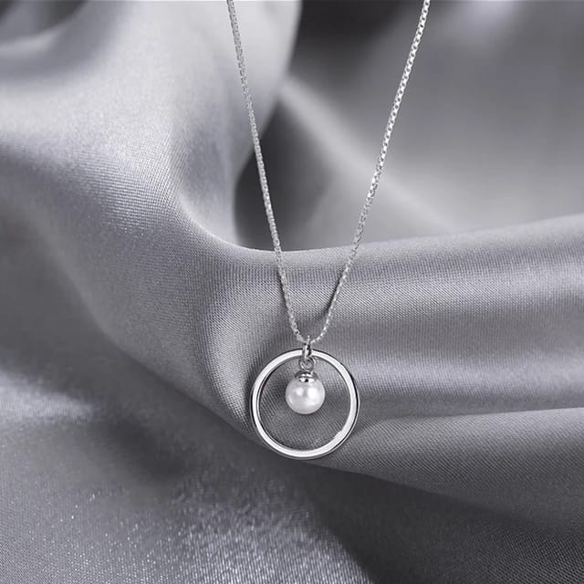 Yu fashions Pearl in Circle High Fashion Pendent Korean Necklace