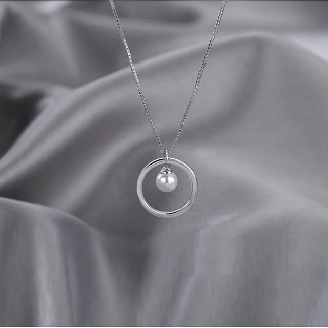 Yu fashions Pearl in Circle High Fashion Pendent Korean Necklace