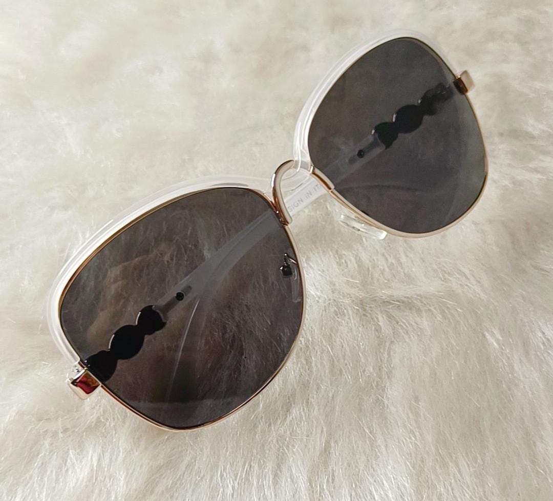 Yu Fashions Twisted frame UV Protracted High Fashion Korean Sunglasses