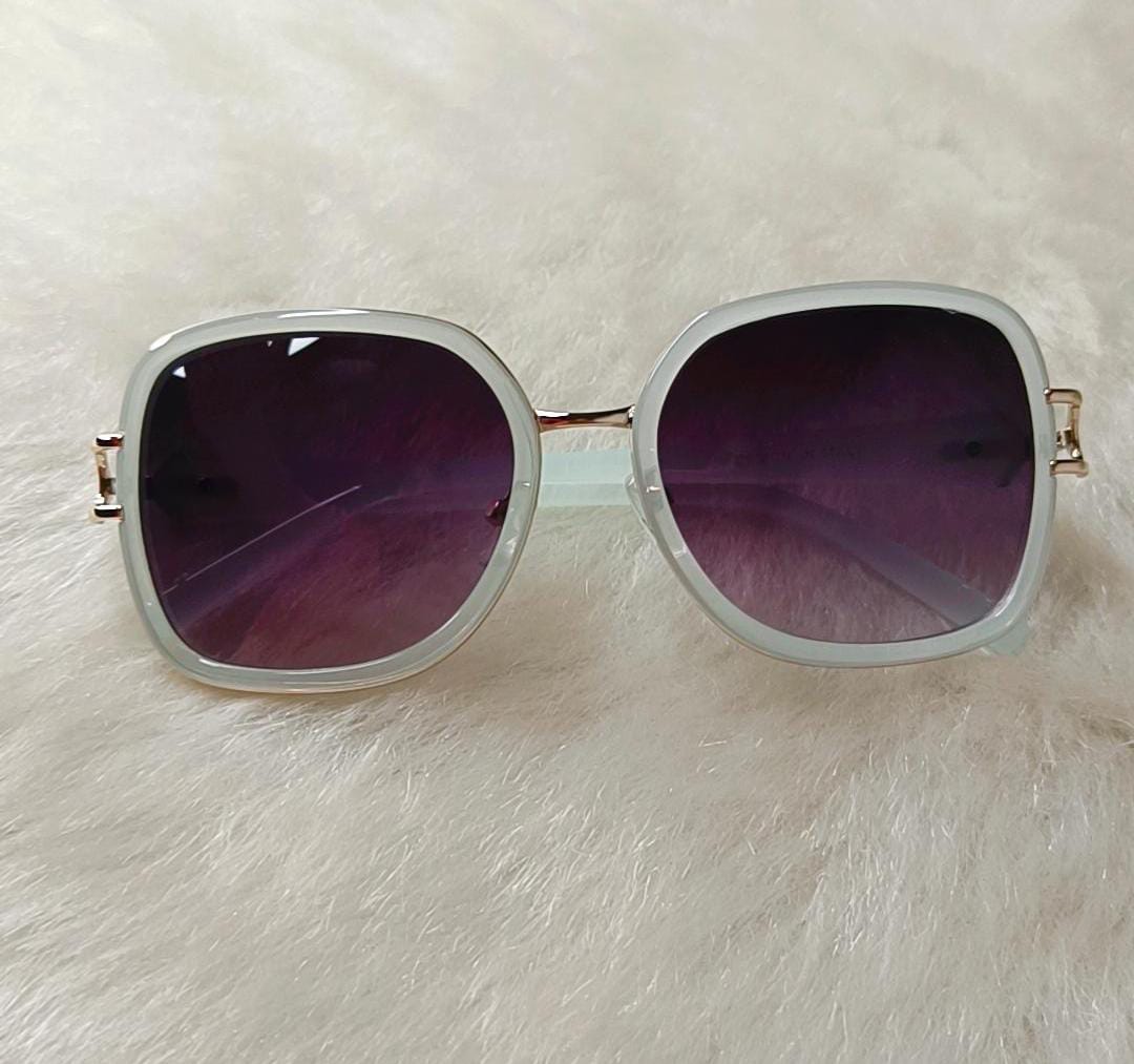 Yu Fashions Square Shaped High Fashion UV Protected Korean Sunglasses