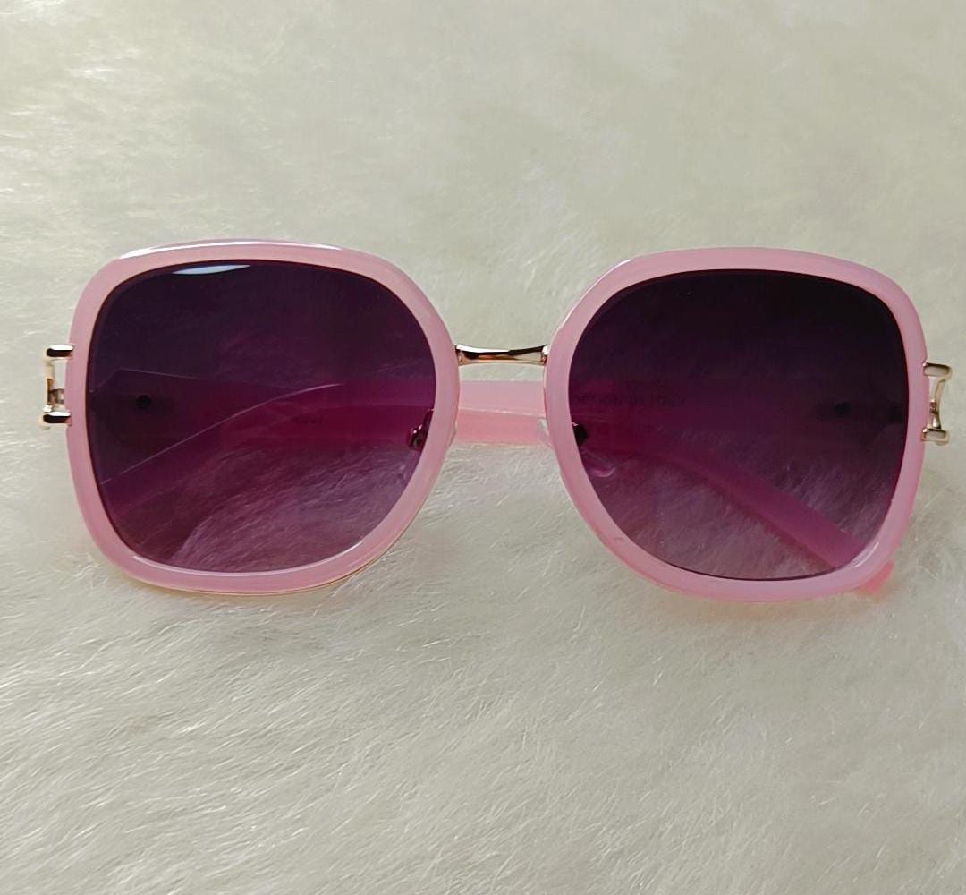 Yu Fashions Square Shaped High Fashion UV Protected Korean Sunglasses
