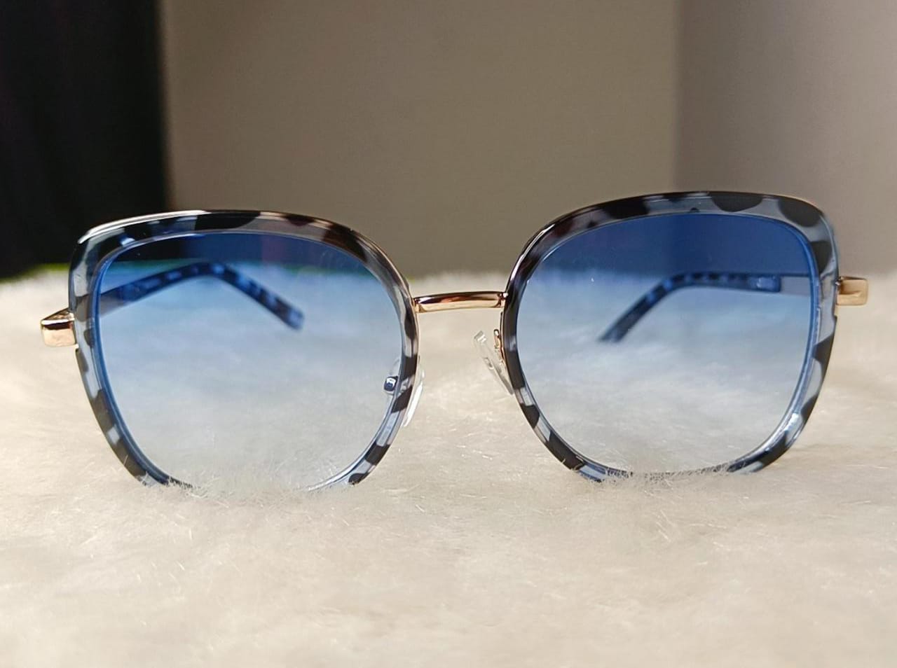 Yu Fashions Square Shaped High Fashion UV Protected Korean Sunglasses