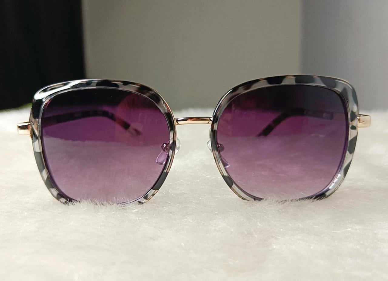 Yu Fashions Square Shaped High Fashion UV Protected Korean Sunglasses