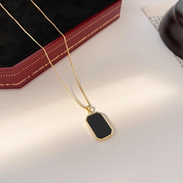 Yu Fashions High Fashions Black Stone Golden Korean Necklace