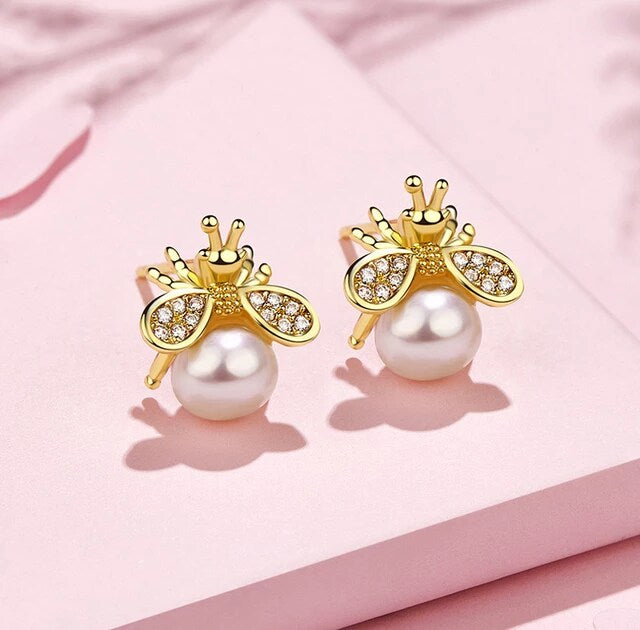 Yu Fashions Insect Bee Cute Golden Rhinestone  Korean Earrings Pair