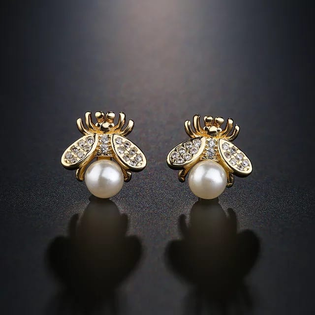 Yu Fashions Insect Bee Cute Golden Rhinestone  Korean Earrings Pair
