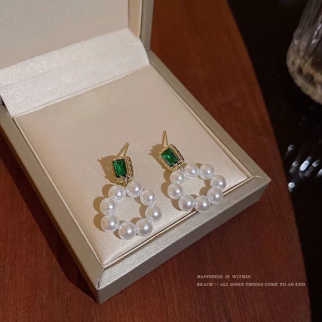 Yu Fashions Green Emerald Pearl Cute Korean Earrings Pair