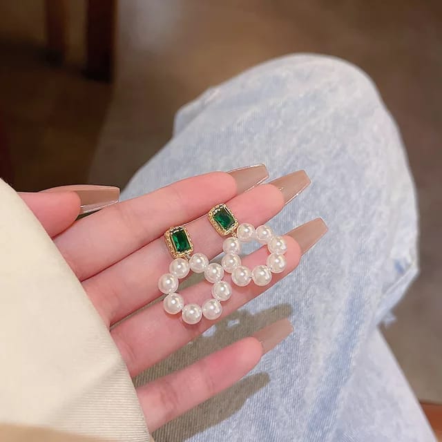 Yu Fashions Green Emerald Pearl Cute Korean Earrings Pair