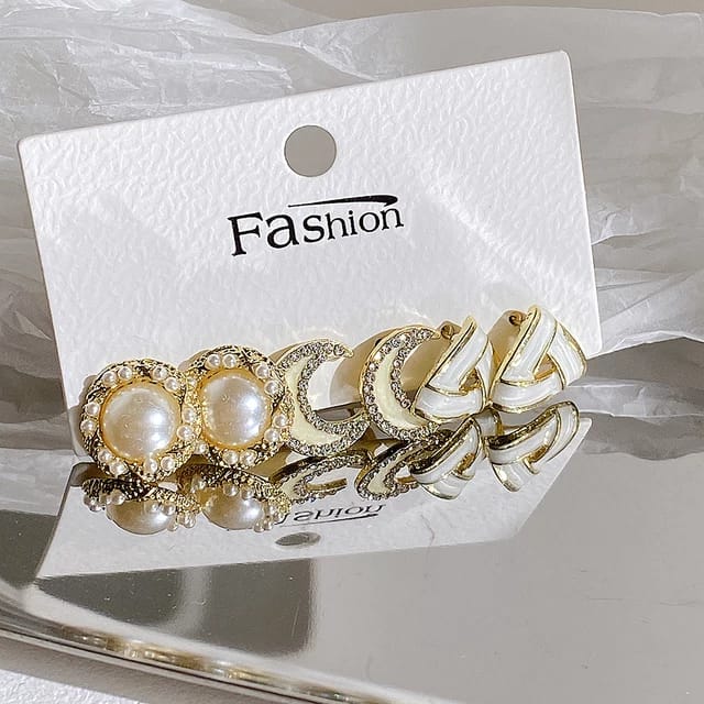 Yu Fashions High Fashion Crystal Oversized Rhinestone Pearl Korean Earrings Pair of 4