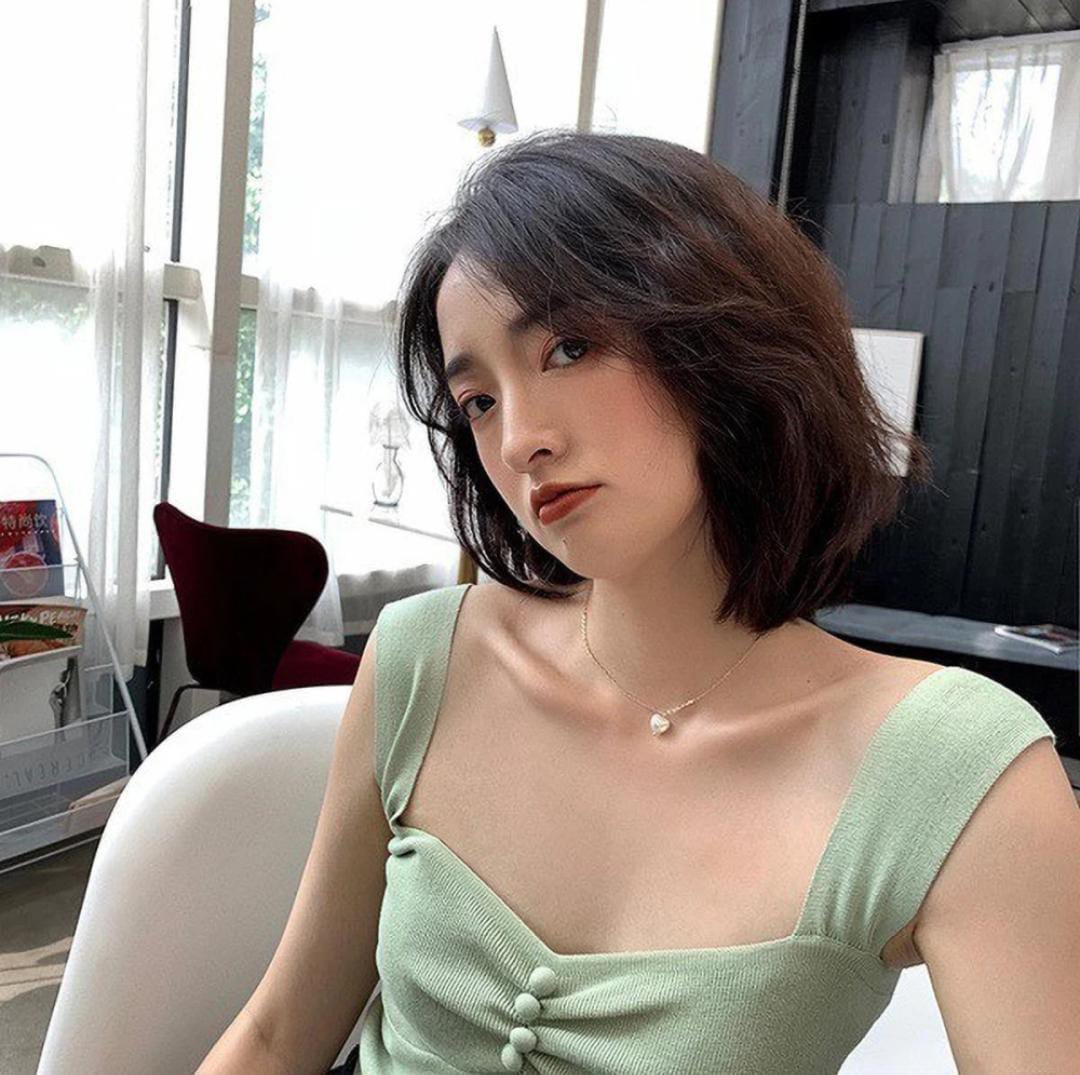 YU Fashions Minimal Pearl white Korean Necklace