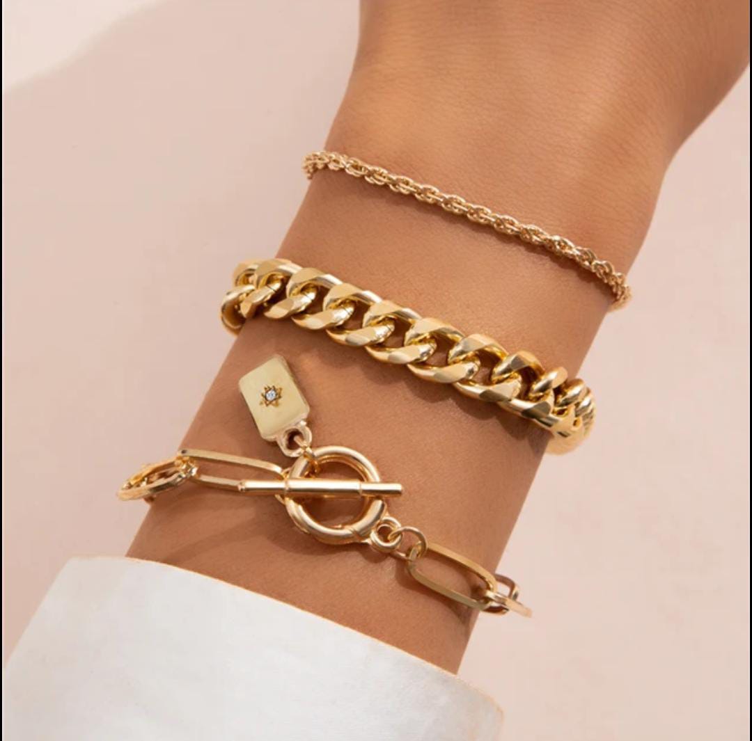 Yu Fashions Link Chain Lock Multilayered  Korean Bracelet