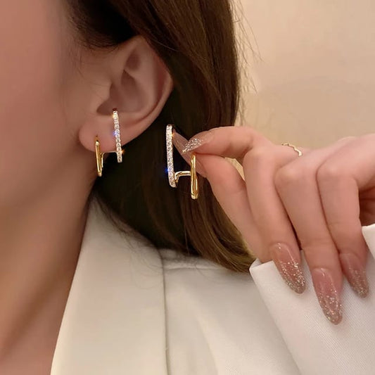 Yu Fashions Geometrical Twisted Shaped Rhinestone Cute Korean earrings Pair