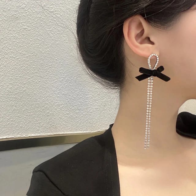 Yu Fashions Velvet Fabric Bow Knot Silver crystals Korean Drop Earrings Pair