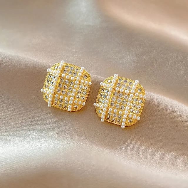 Yu Fashions Square Shaped Pearl Rhinestone High Fashion Korean earrings Pair