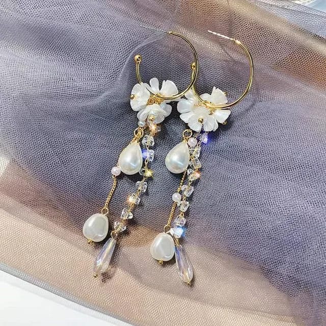 Yu Fashions White Shell Pearl Drop Korean earrings Pair