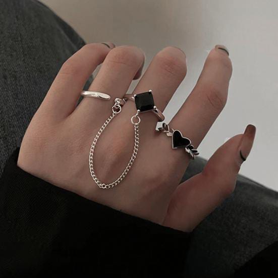 Yu Fashions Black Heart Joint Silver Chain Korean Ring Set of 3