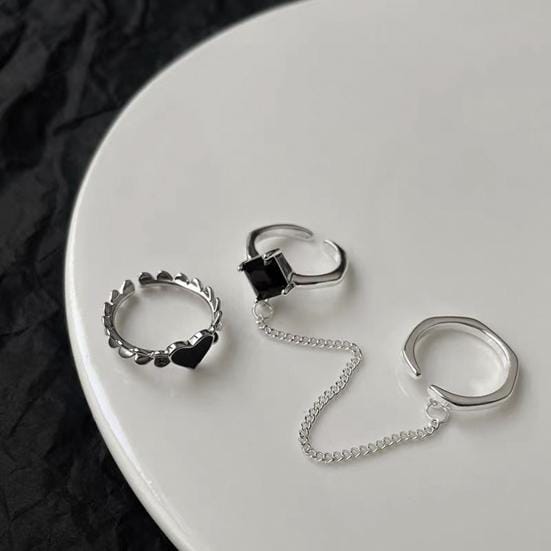 Yu Fashions Black Heart Joint Silver Chain Korean Ring Set of 3