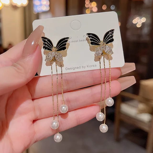Yu Fashions Black Butterfly High Fashion Pearl Tassel Korean Earrings Pair