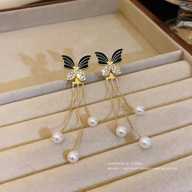 Yu Fashions Black Butterfly High Fashion Pearl Tassel Korean Earrings Pair