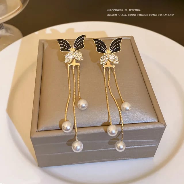 Yu Fashions Black Butterfly High Fashion Pearl Tassel Korean Earrings Pair