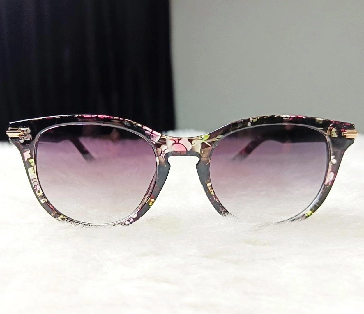 Yu Fashions High Fashion Edgy Classy UV Protcted Korean Sunglasses
