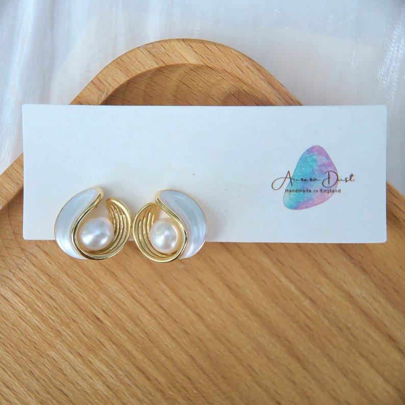 Yu Fashions Twisted Enamel Painted Pearl Korean Earrings Stud  Pair