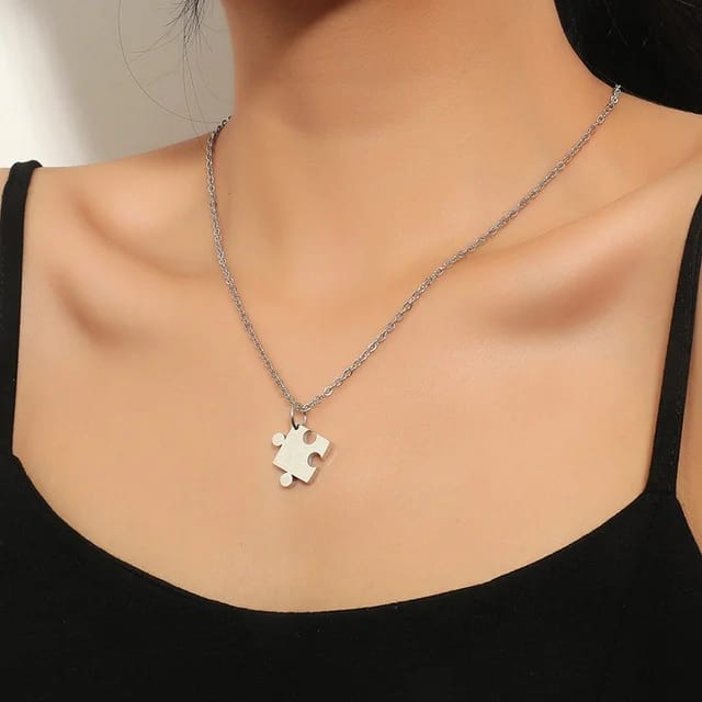 Yu Fashions Couple Best Friend sister Puzzle 2 in 1 High Fashion Necklace Chain