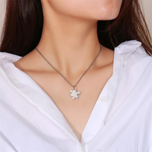 Yu Fashions Couple Best Friend sister Puzzle 2 in 1 High Fashion Necklace Chain