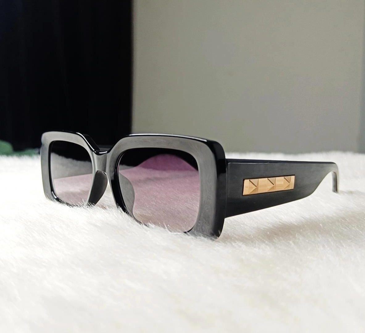 Yu Fashions High Fashion Edgy Classy UV Protcted Korean Sunglasses