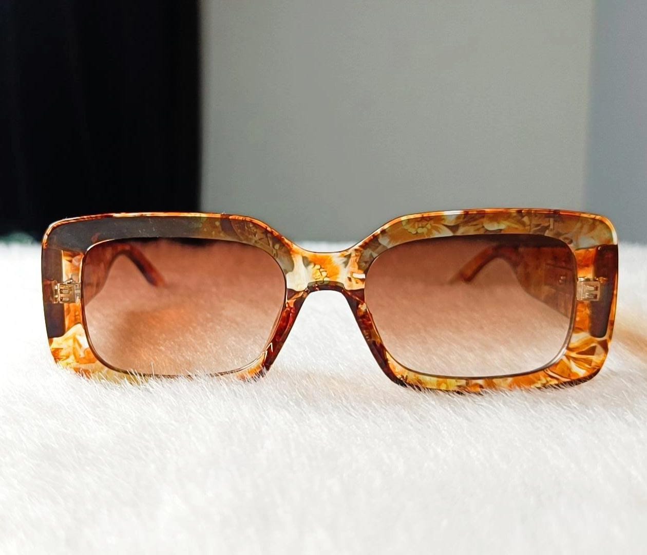 Yu Fashions High Fashion Edgy Classy UV Protcted Korean Sunglasses