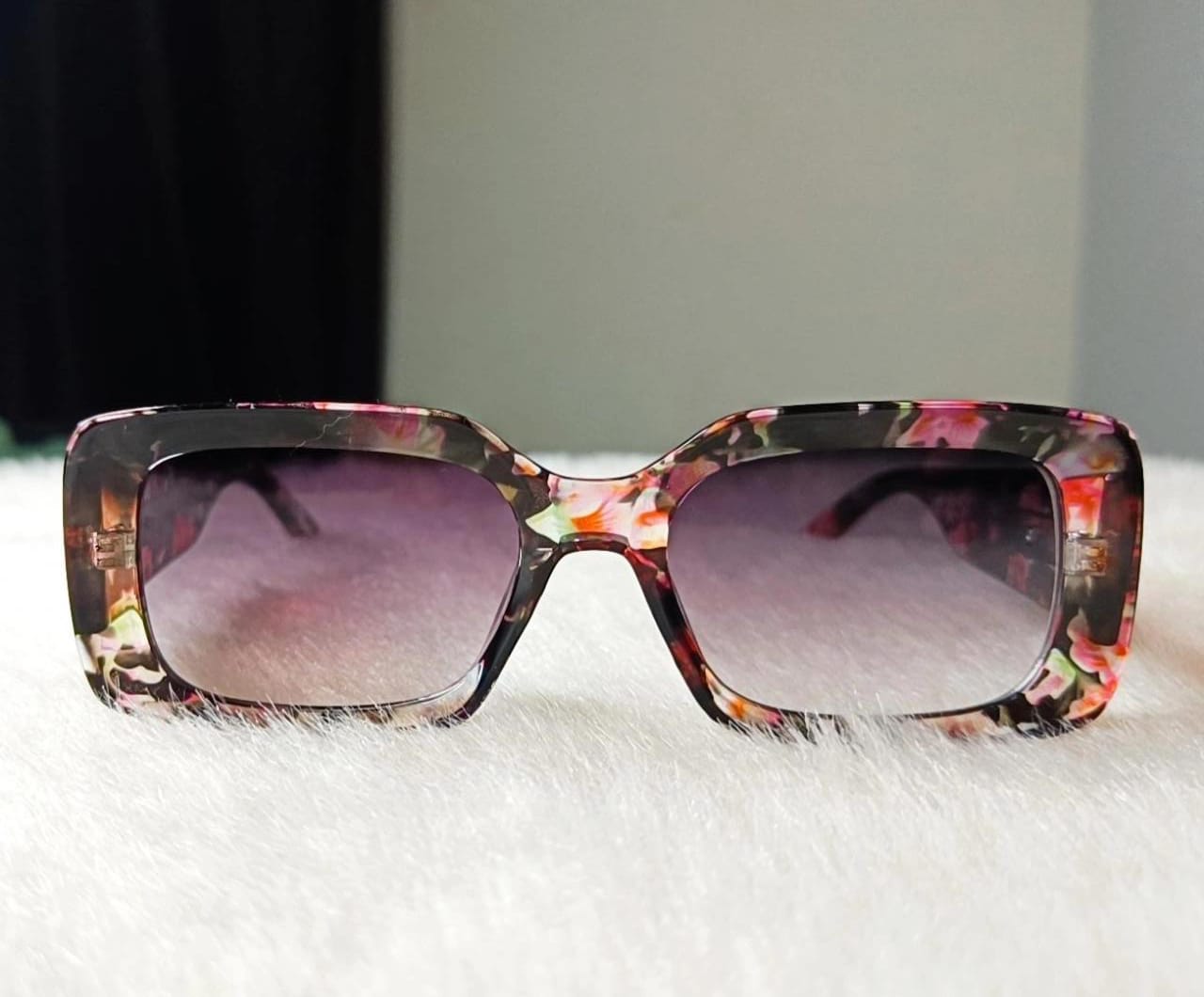Yu Fashions High Fashion Edgy Classy UV Protcted Korean Sunglasses
