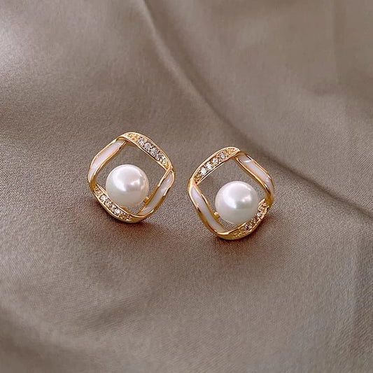 Yu Fashions Pearl Rhinestone Enamel Painted High Fashion Korean Earrings studs Pair
