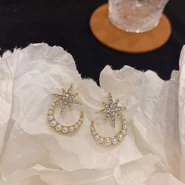 Yu Fashions Star Moon Pearl Rhinestone High Fashion Korean Earrings Stud Pair