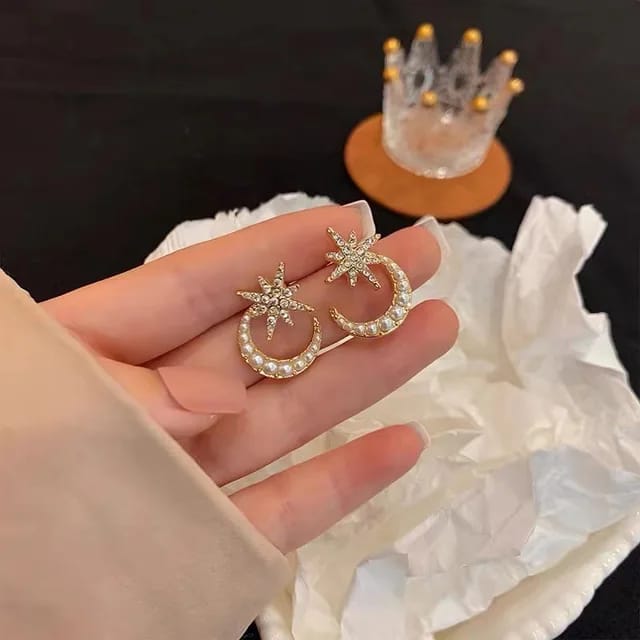 Yu Fashions Star Moon Pearl Rhinestone High Fashion Korean Earrings Stud Pair