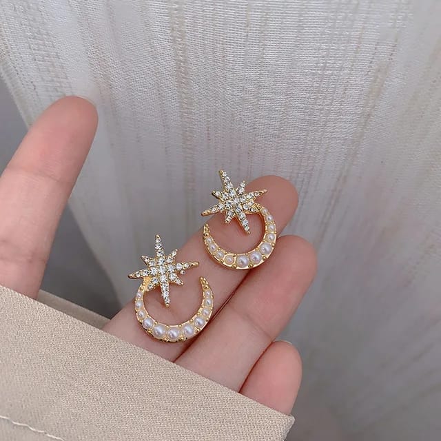 Yu Fashions Star Moon Pearl Rhinestone High Fashion Korean Earrings Stud Pair