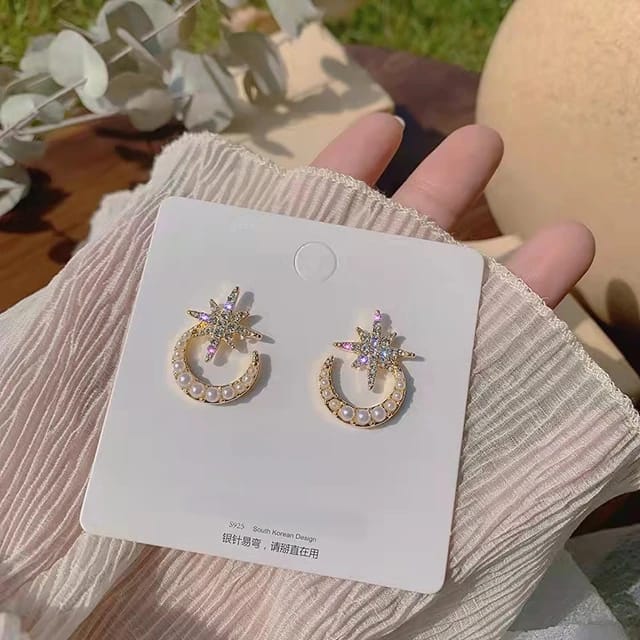 Yu Fashions Star Moon Pearl Rhinestone High Fashion Korean Earrings Stud Pair