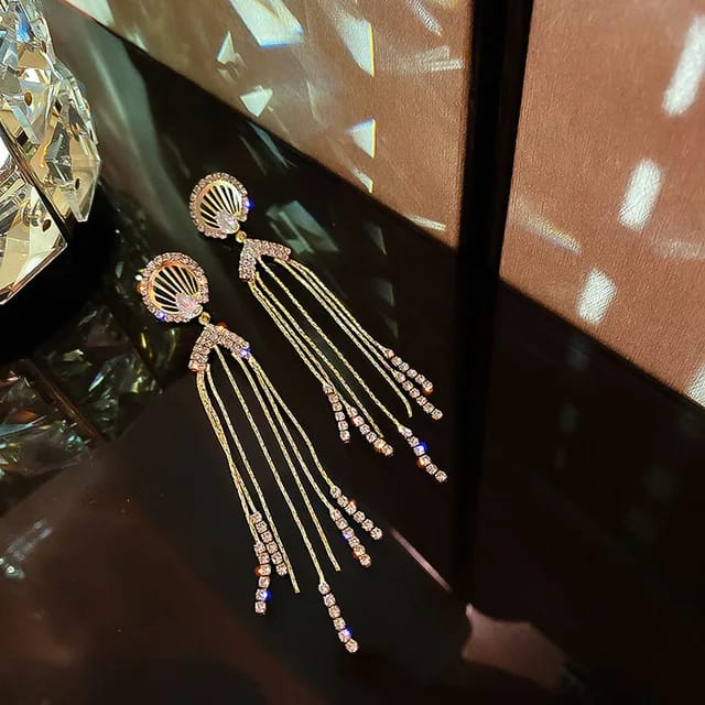 Yu Fashions Angel Cute Tassel Rhinstone Drop Cryatal High Fashion Korean Earrings pair