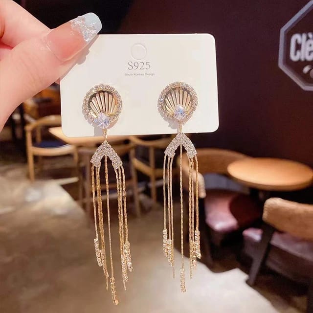 Yu Fashions Angel Cute Tassel Rhinstone Drop Cryatal High Fashion Korean Earrings pair