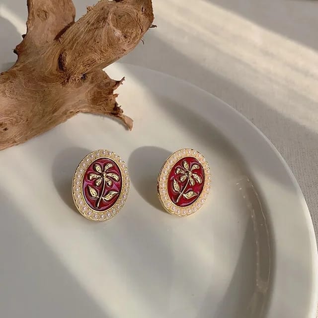 Yu Fashions Red Vintage Oval Shaped High Fashion Korean Earrings Stud pair