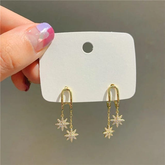 Yu Fashions Maple Leaf Clover Flower Drop High Fashion Korean Earrings pair